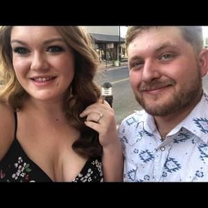 Meet your Posher, Victoria